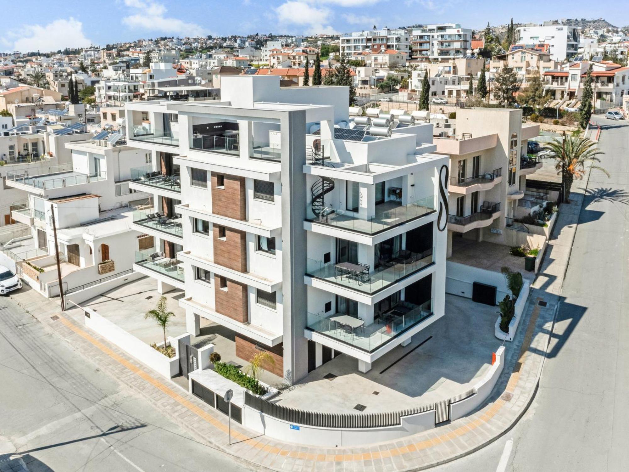 Sanders Only Limassol Exterior photo